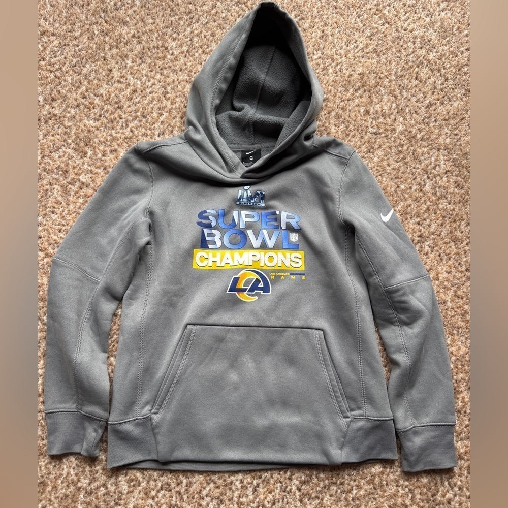 Nike LA Rams Super Bowl
Champions Locker Room Trophy hoodie dri-fit youth med